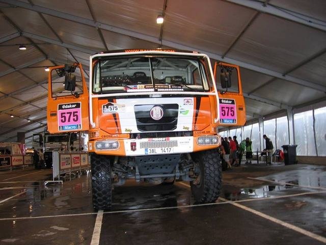 robo-kasak-rally-dakar-2014-27