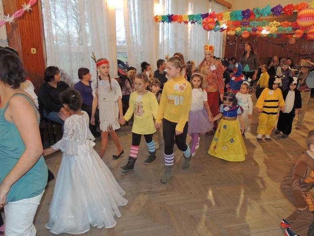 detsky-maskarny-karneval-2014-038