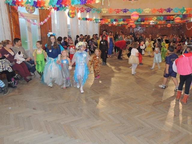 detsky-maskarny-karneval-2014-048