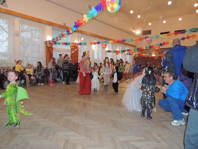 detsky-maskarny-karneval-2014-058